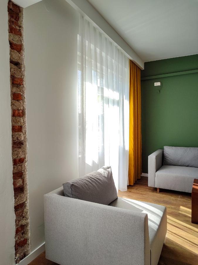 Urban Cozy Retreat Apartment Priștina Exterior foto