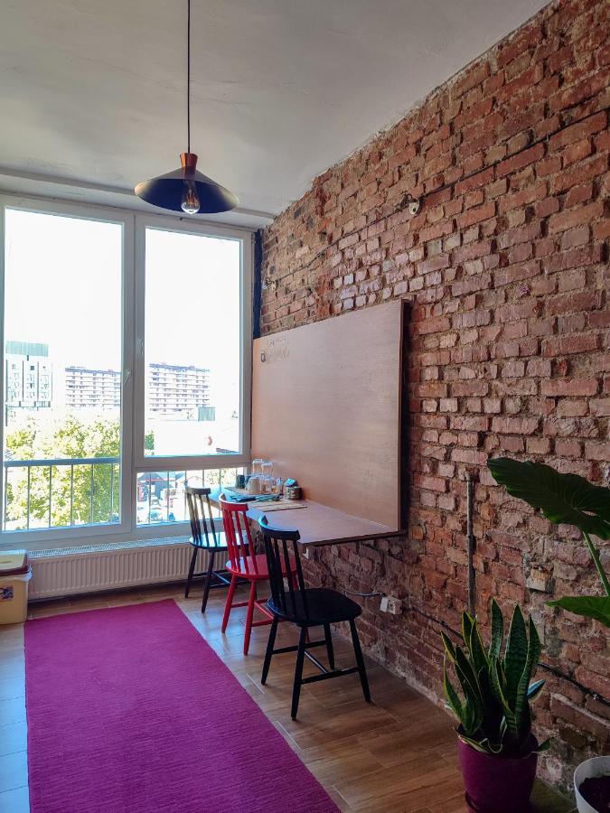 Urban Cozy Retreat Apartment Priștina Exterior foto