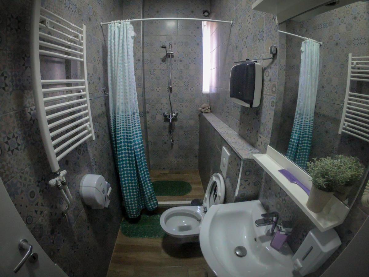 Urban Cozy Retreat Apartment Priștina Exterior foto