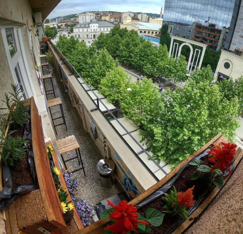 Urban Cozy Retreat Apartment Priștina Exterior foto